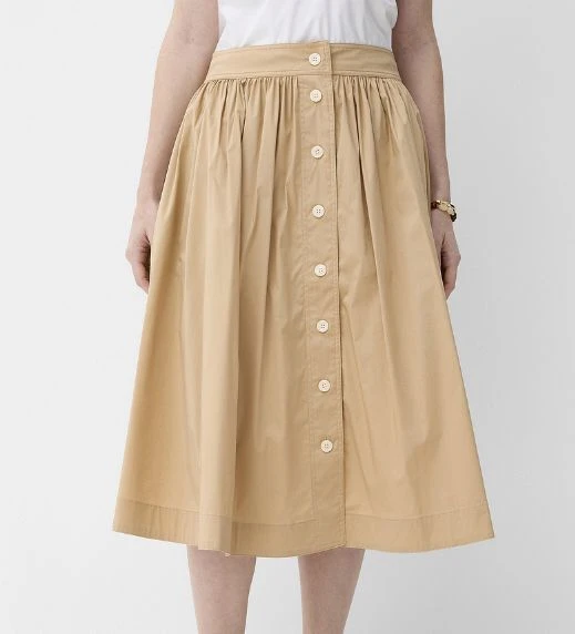 Flared buttoned skirt